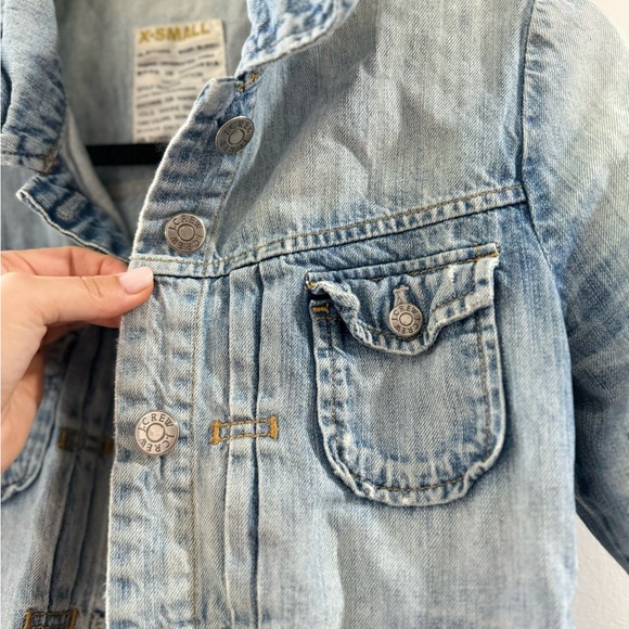 J Crew vintage distressed Jean jacket - Picture 2 of 13